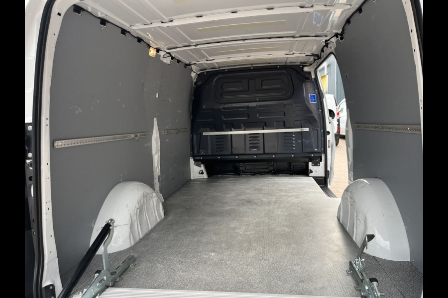 Mercedes-Benz Vito 110 CDI 102 pk E6 XL Extra Lang 3p Lease €253 p/m, Airco,  Apple Carplay/Android Auto, Camera, laadbrug,  onderhoudshistorie aanwezig