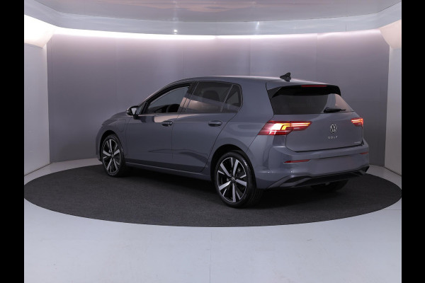 Volkswagen Golf Life Edition 1.5 eHybrid 150 kW / 204 PK Hatchback / Trekhaak / Carplay / 19 Inch