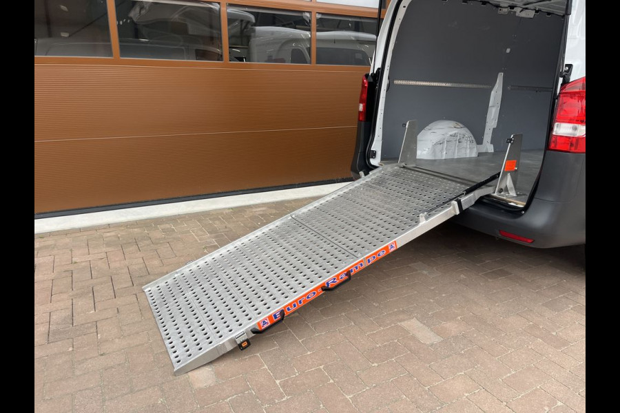 Mercedes-Benz Vito 110 CDI 102 pk E6 XL Extra Lang 3p Lease €253 p/m, Airco,  Apple Carplay/Android Auto, Camera, laadbrug,  onderhoudshistorie aanwezig