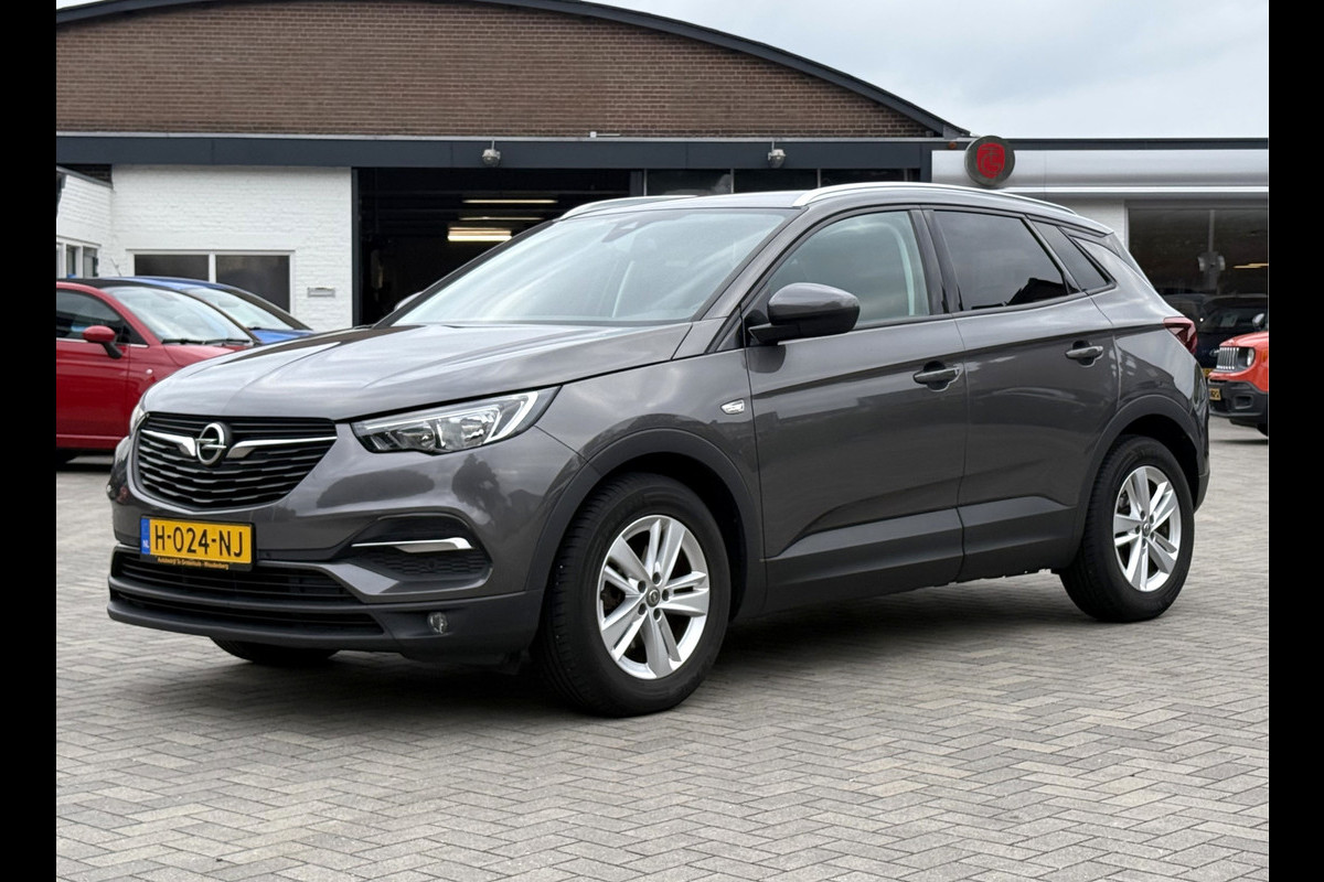 Opel Grandland X Turbo Business Executive | Automaat | Trekhaak |