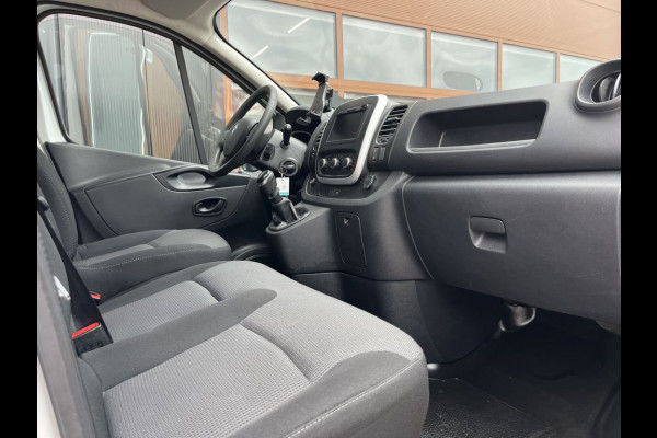 Renault Trafic 2.0 dCi 120pk L2 Comfort 3p Lease €276 /m, 2x Schuifdeur, Trekhaak, Airco, Navi, PDC, Led, Cruise controle, Onderhoudshistorie aanwezig