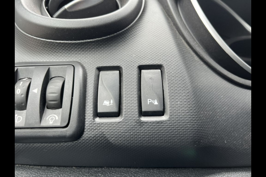 Renault Trafic 2.0 dCi 120pk L2 Comfort 3p Lease €276 /m, 2x Schuifdeur, Trekhaak, Airco, Navi, PDC, Led, Cruise controle, Onderhoudshistorie aanwezig