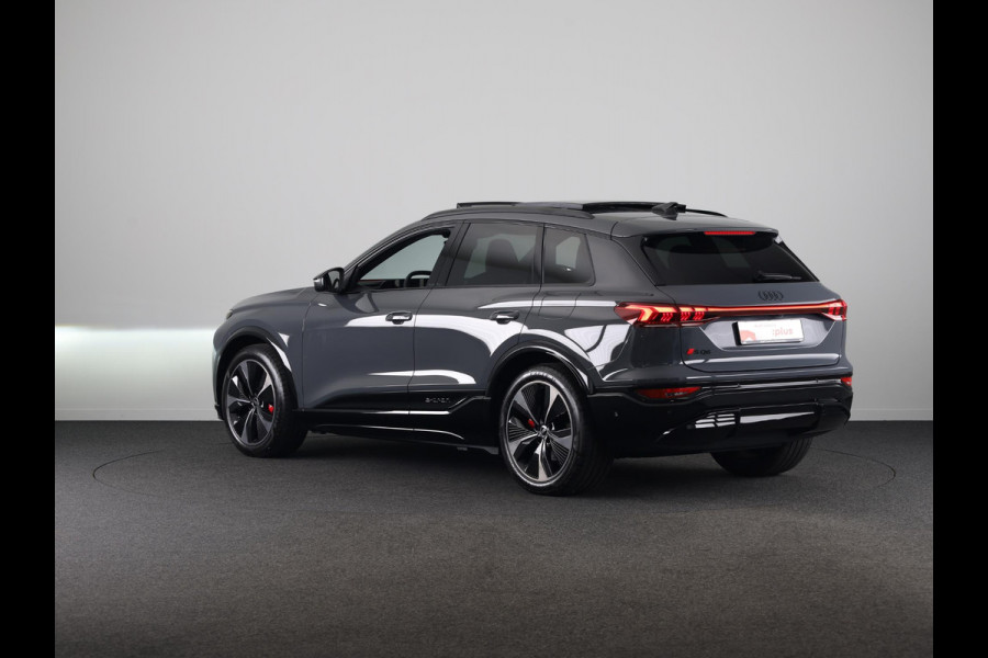 Audi SQ6 e-tron quattro 100 kWh 490pk | Komt half augustus binnen | Panoramadak | B&O Audio | Electrisch verstelbare voorstoelen + geheugen bestuurderstoel | MMI Experience Pro