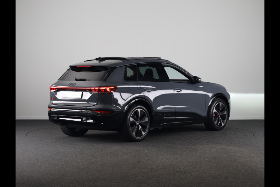 Audi SQ6 e-tron quattro 100 kWh 490pk | Komt half augustus binnen | Panoramadak | B&O Audio | Electrisch verstelbare voorstoelen + geheugen bestuurderstoel | MMI Experience Pro
