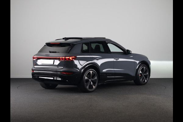 Audi SQ6 e-tron quattro 100 kWh 490pk | Komt half augustus binnen | Panoramadak | B&O Audio | Electrisch verstelbare voorstoelen + geheugen bestuurderstoel | MMI Experience Pro