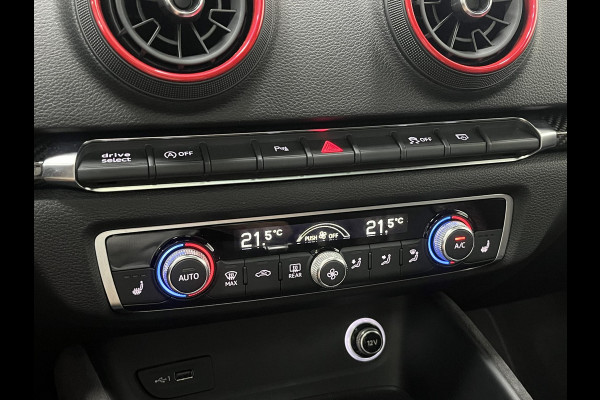 Audi RS3 2.5 TFSI Quattro*PANO*ACC*KW*RS-ZETELS*B&O*CARBON*