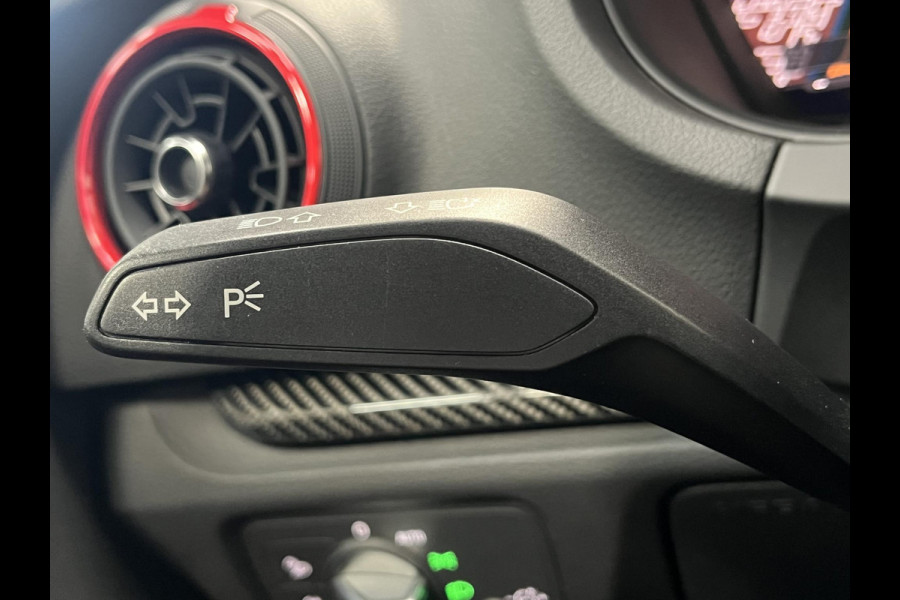 Audi RS3 2.5 TFSI Quattro*PANO*ACC*KW*RS-ZETELS*B&O*CARBON*