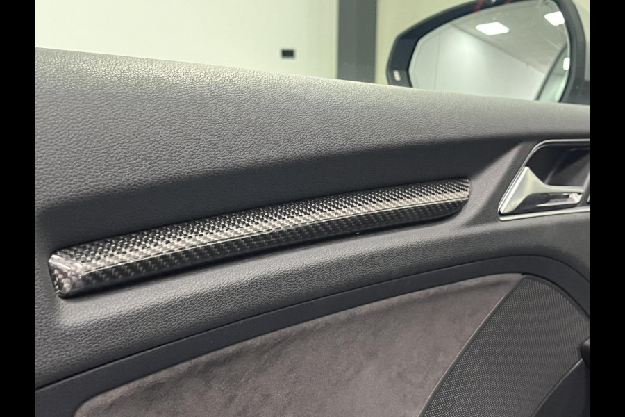 Audi RS3 2.5 TFSI Quattro*PANO*ACC*KW*RS-ZETELS*B&O*CARBON*
