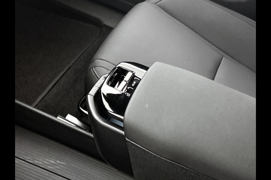 Volvo EX30 Single Motor Extended Range Plus 69 kWh (NL-auto, Camera, Carplay, StoelV, Lane Assist, Etc)