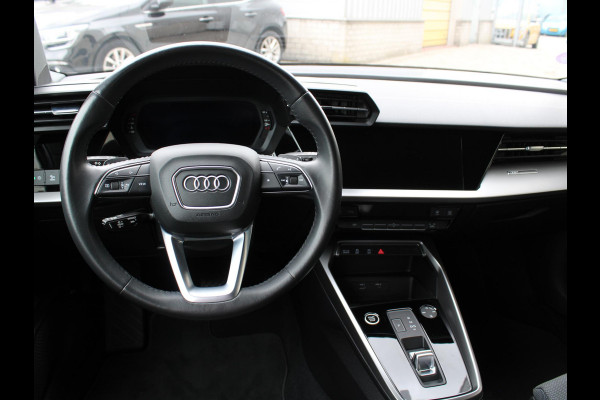 Audi A3 Sportback 35 TFSI Business edition | BANG & OLUFSEN | HEADS UP DISPLAY | APPLE CARPLAY / ANDROID AUTO |