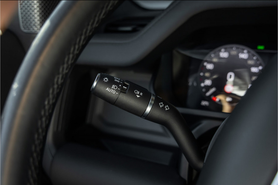 Land Rover Defender 110 3.0 D250 X-Dynamic SE Laag schot grijs kenteken