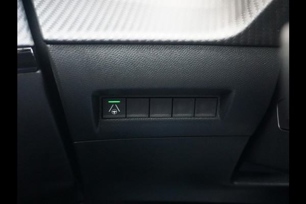 Peugeot 2008 GT 1.2 Turbo 130 Pk 360 Camera