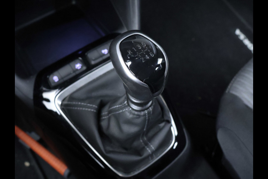 Opel Corsa 1.2 Edition Sport (APPLE CARPLAY,NAVI,PDC,LANE ASSIST,CRUISE,ELEKTRISCH PAKKET,SPORTSTOELEN,LM VELGEN,NETTE STAAT)