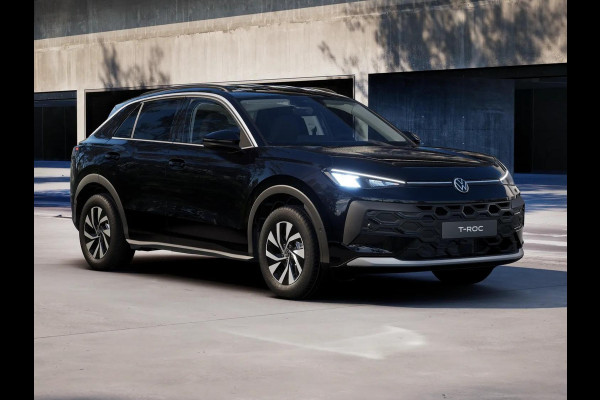 Volkswagen T-Roc Limited Edition 1.5 eTSI 85 kW / 116 PK SUV 7 vers Achteruitrijcamera | Stoelverwarming | Carplay