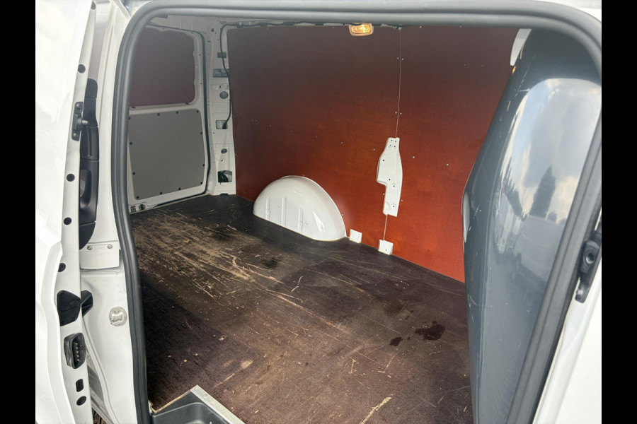 Mercedes-Benz Vito 114 CDI*CRUISE*NAVI*HAAK*CAM*OMVORMER*2-P*