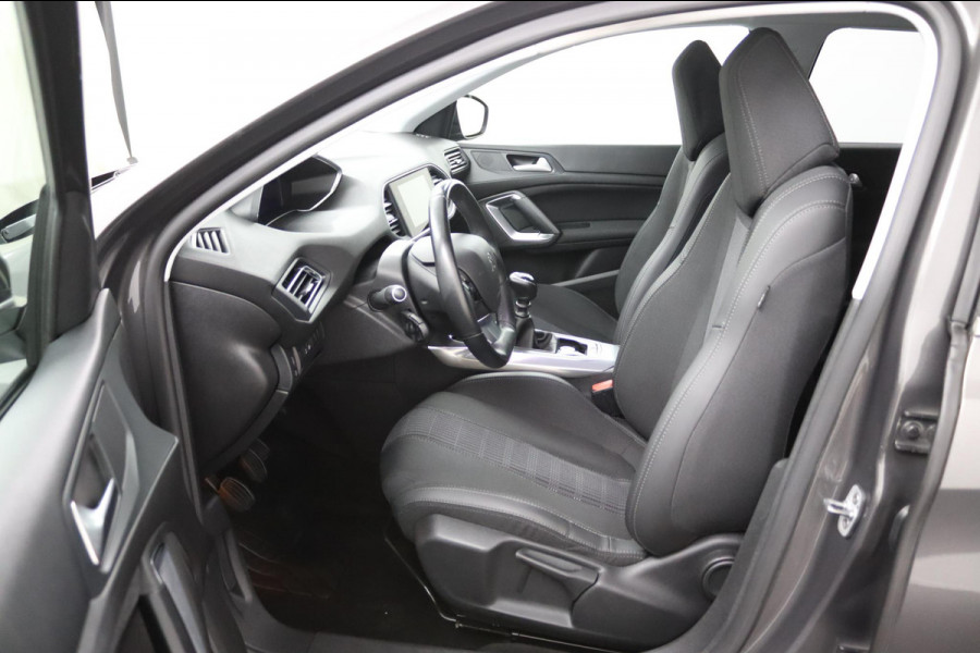 Peugeot 308 SW 1.2 Premium*NAVI*ACC*HAAK*CAM*ECC*KEYLESS*CARPLAY*