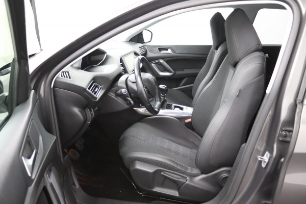 Peugeot 308 SW 1.2 Premium*NAVI*ACC*HAAK*CAM*ECC*KEYLESS*CARPLAY*