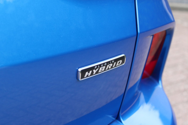 Ford Kuga 2.5 PHEV ST-Line X | Panoramadak | Trekhaak | B&O | Winterpack
