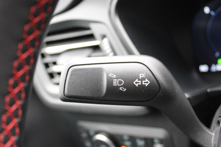 Ford Kuga 2.5 PHEV ST-Line X | Panoramadak | Trekhaak | B&O | Winterpack