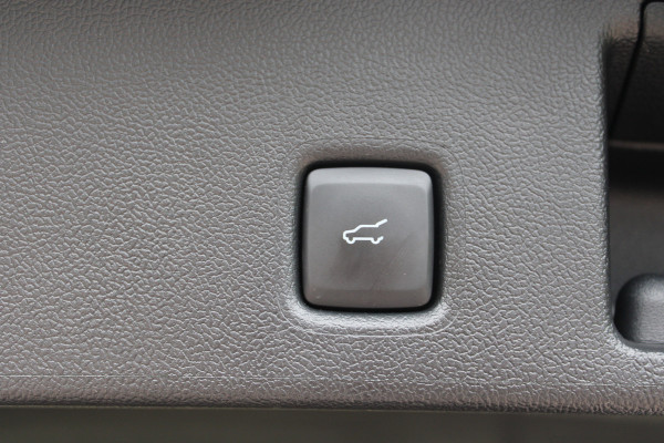 Ford Kuga 2.5 PHEV ST-Line X | Panoramadak | Trekhaak | B&O | Winterpack