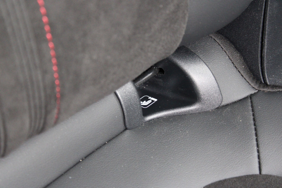 Ford Kuga 2.5 PHEV ST-Line X | Panoramadak | Trekhaak | B&O | Winterpack