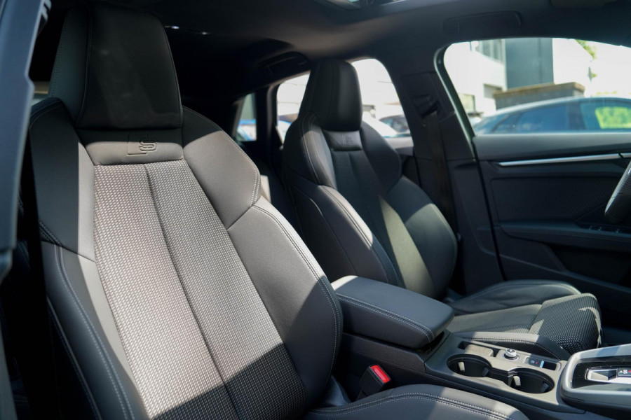 Audi A3 Sportback 40 TFSI e S edition | Pano | Matrix | Carplay | Maxton Design | PHEV