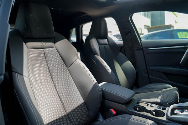 Audi A3 Sportback 40 TFSI e S edition | Pano | Matrix | Carplay | Maxton Design | PHEV