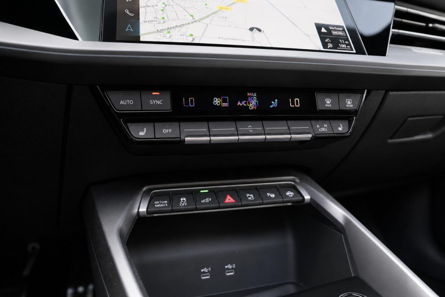 Audi A3 Sportback 40 TFSI e S edition | Pano | Matrix | Carplay | Maxton Design | PHEV