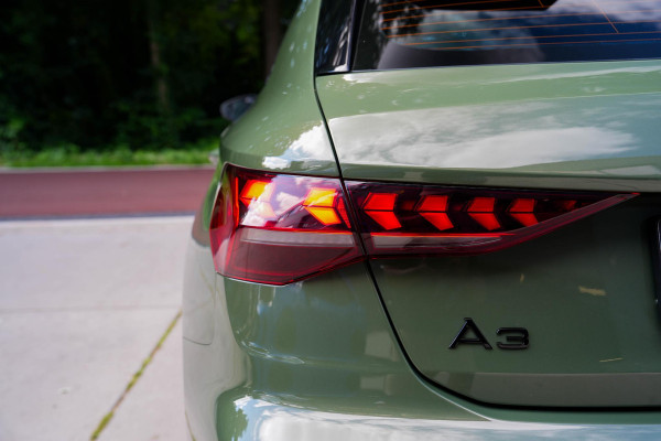 Audi A3 Sportback 40 TFSI e S edition | Pano | Matrix | Carplay | Maxton Design | PHEV