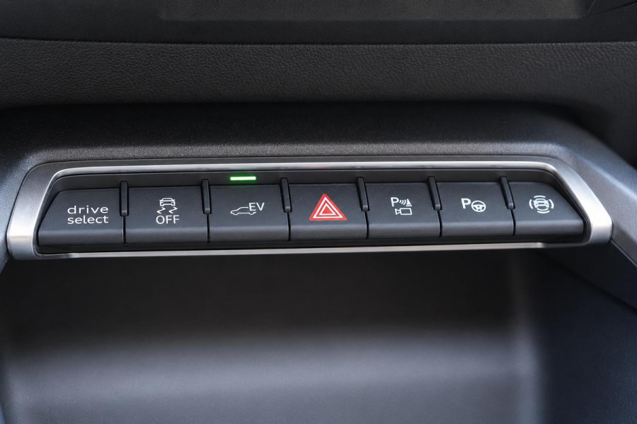 Audi A3 Sportback 40 TFSI e S edition | Pano | Matrix | Carplay | Maxton Design | PHEV