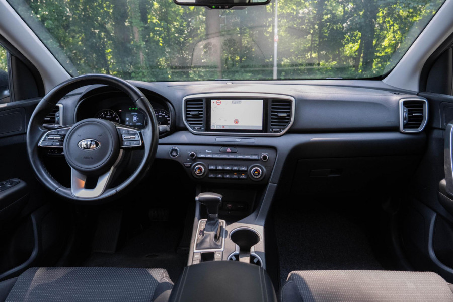 Kia Sportage 1.6 T-GDI Black Edition | Navigatie | Carplay | Camera | Clima