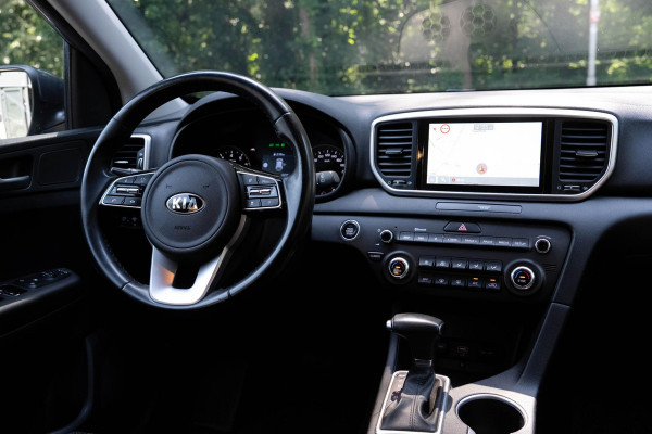 Kia Sportage 1.6 T-GDI Black Edition | Navigatie | Carplay | Camera | Clima