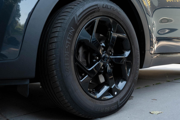 Kia Sportage 1.6 T-GDI Black Edition | Navigatie | Carplay | Camera | Clima