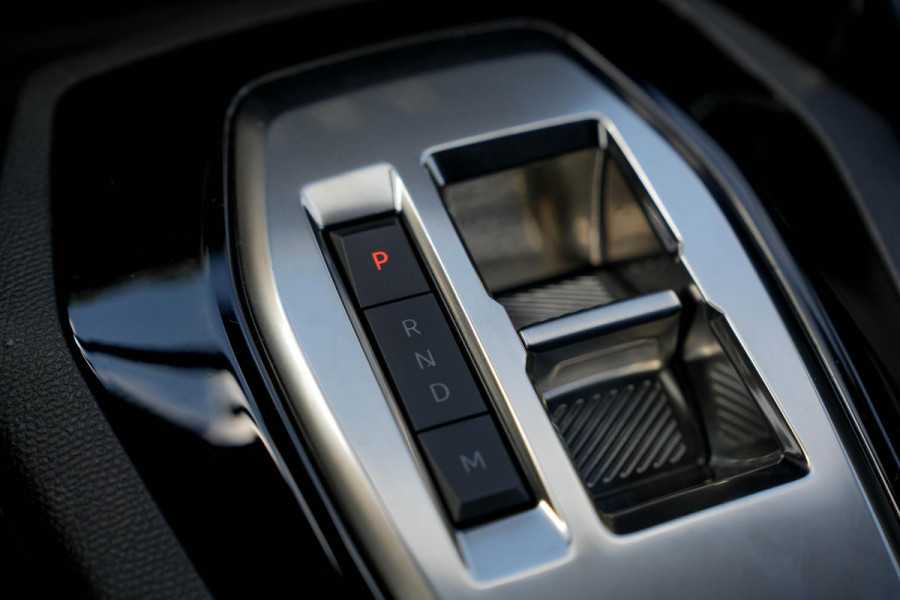 Peugeot 2008 1.2 PureTech Active Pack | Camera | Carplay | Navi | Cruise
