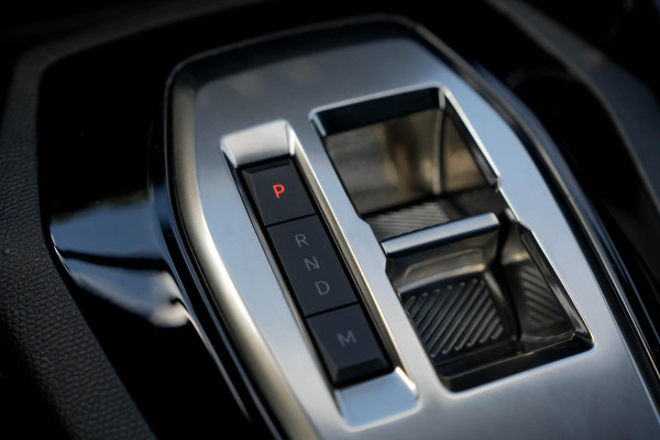 Peugeot 2008 1.2 PureTech Active Pack | Camera | Carplay | Navi | Cruise