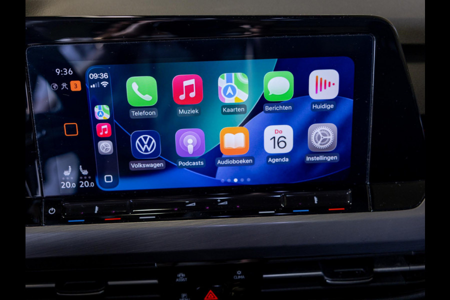 Volkswagen Golf 1.5 eTSI R-Line Business+ 150pk / Dodehoek detectie / Elektrisch verstelbare stoelen met geheugen / Achteruitrijcamera / Stoelverwarming / Apple carplay /