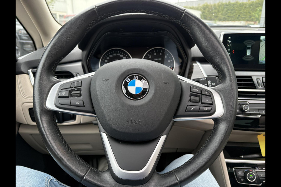 BMW 2 Serie Active Tourer 225xe iPerformance High Executive | PHEV | Panoramadak | Stoelverwarming | Leder | Head-Up | Navi