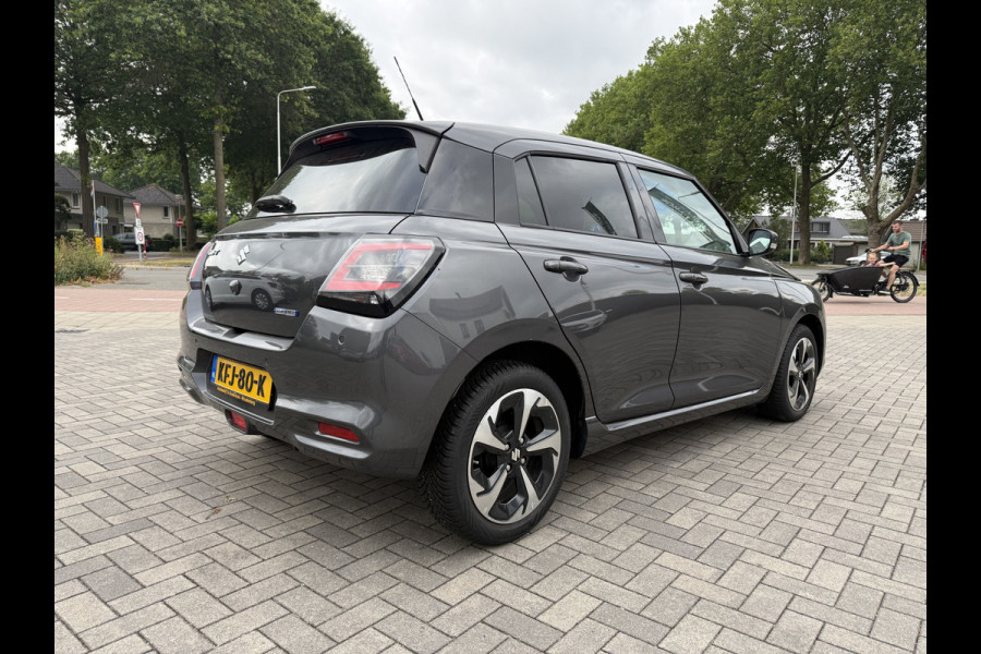 Suzuki Swift 1.2 Style Smart Hybrid