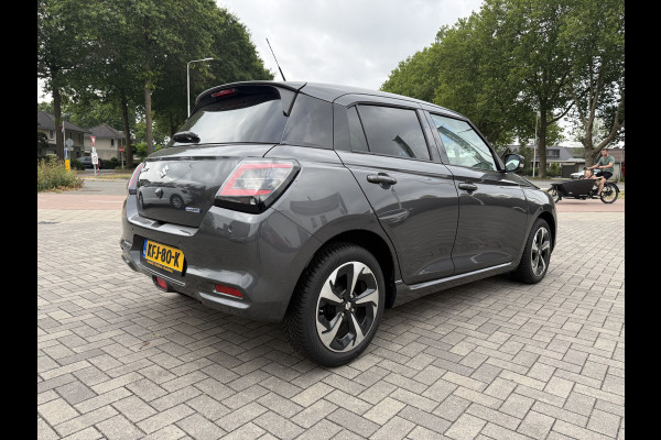 Suzuki Swift 1.2 Style Smart Hybrid