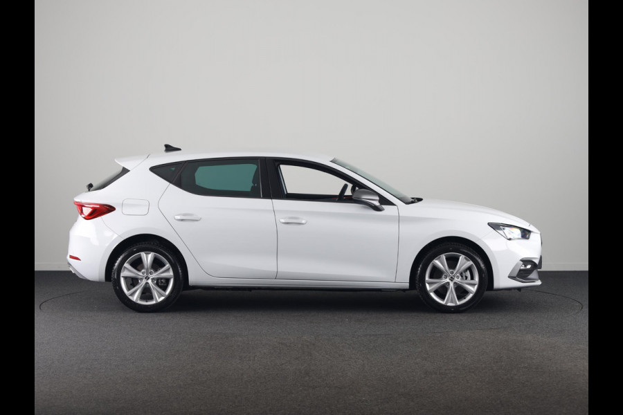 Seat Leon 1.5 TSI e-Hybrid FR Business | Elektr. Trekhaak | Technology Pack | Keyless Entry | Verwarmbare Stoelen | Navigatie | Draadloze Carplay
