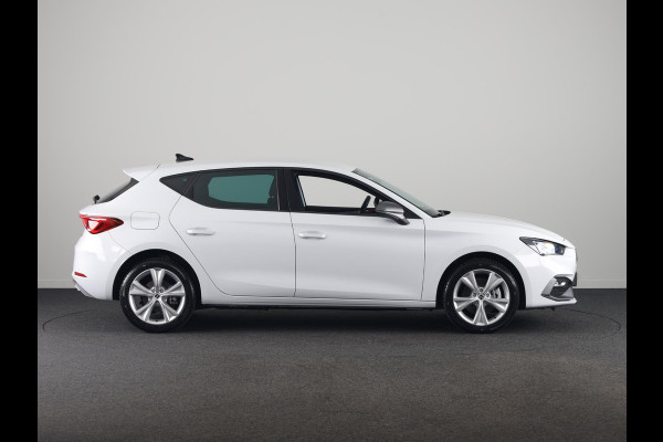 Seat Leon 1.5 TSI e-Hybrid FR Business | Elektr. Trekhaak | Technology Pack | Keyless Entry | Verwarmbare Stoelen | Navigatie | Draadloze Carplay