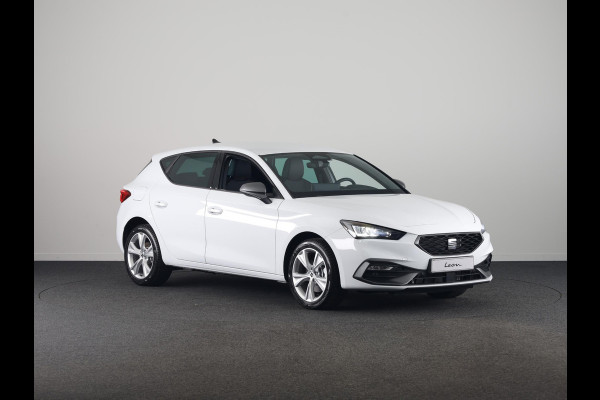 Seat Leon 1.5 TSI e-Hybrid FR Business | Elektr. Trekhaak | Technology Pack | Keyless Entry | Verwarmbare Stoelen | Navigatie | Draadloze Carplay
