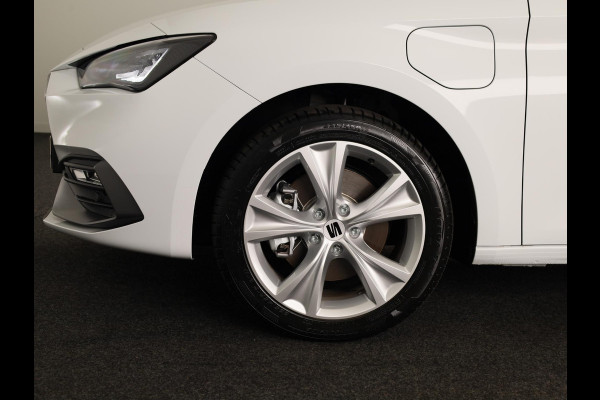 Seat Leon 1.5 TSI e-Hybrid FR Business | Elektr. Trekhaak | Technology Pack | Keyless Entry | Verwarmbare Stoelen | Navigatie | Draadloze Carplay