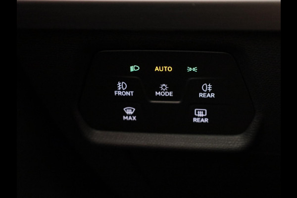 Seat Leon 1.5 TSI e-Hybrid FR Business | Elektr. Trekhaak | Technology Pack | Keyless Entry | Verwarmbare Stoelen | Navigatie | Draadloze Carplay