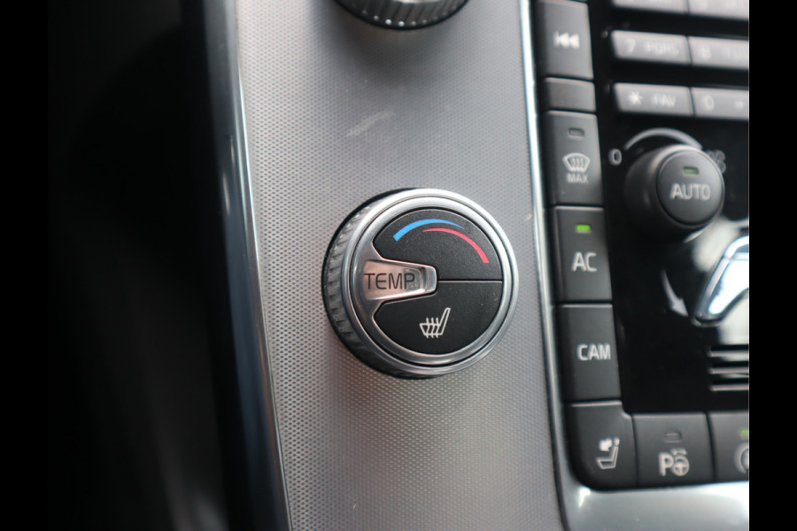 Volvo S60 2.0 T3 Nordic+ Navi / Afn Trekh / Elekramen / Cruise / Handgeschakeld 6 versn / Dealer onderhouden