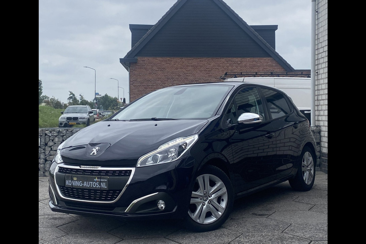 Peugeot 208 1.2 PureTech Signature/ Airco/ Carplay/ Parkassist/ PrivacyGlass/ NAP