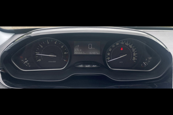 Peugeot 208 1.2 PureTech Signature/ Airco/ Carplay/ Parkassist/ PrivacyGlass/ NAP