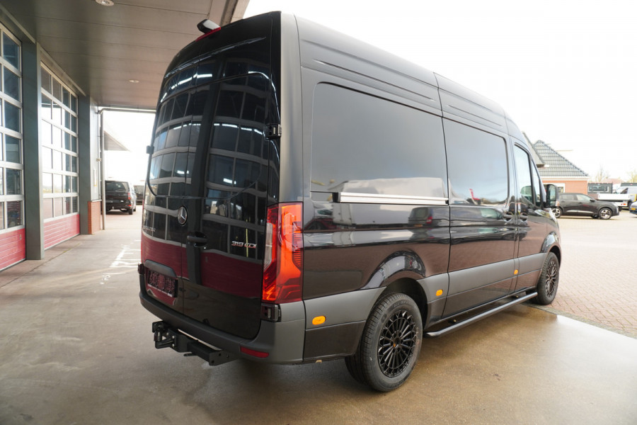 Mercedes-Benz Sprinter 319 CDI 191PK L2 Pro Automaat trekhaak 3.500KG Nr. V107 | Climate | Cruise | Apple CP- Android auto | Camera | 20"LM Velgen