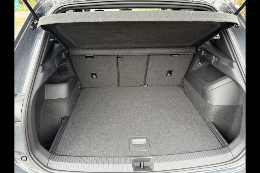 Volkswagen Tiguan R-Line 1.5 eTSI 150PK DSG | Trekhaak |