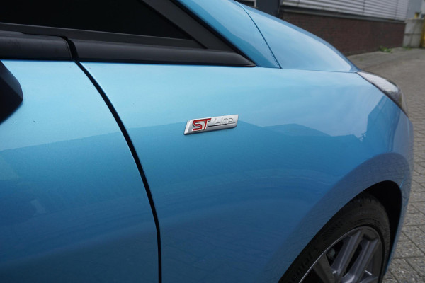 Ford Fiesta 1.0 EcoB 125PK Hybrid ST-Line/Facelift/Camera/ 17Inch/Dealeronderhouden.